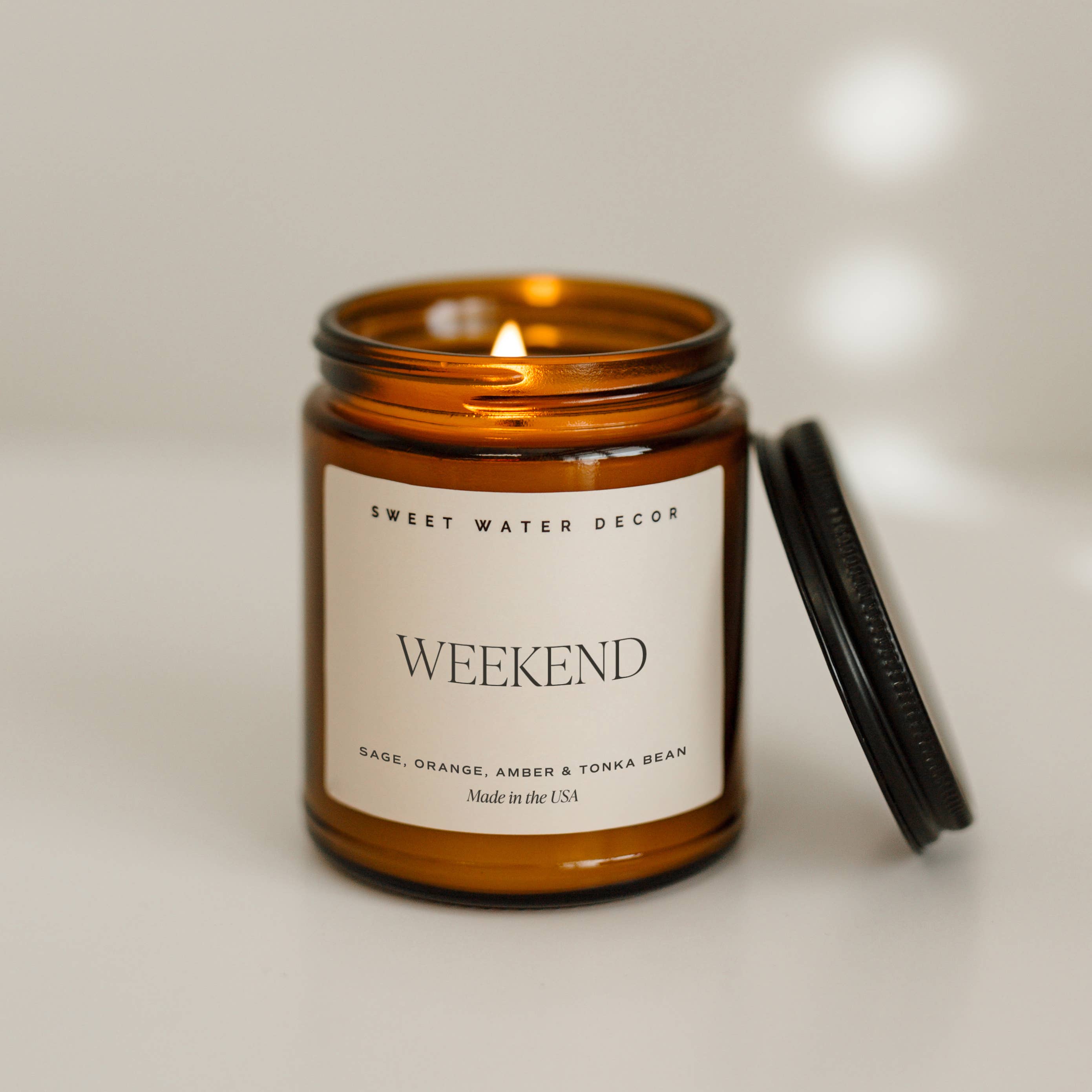 Weekend Soy Candle | 9oz Relaxing & Refreshing Scent
