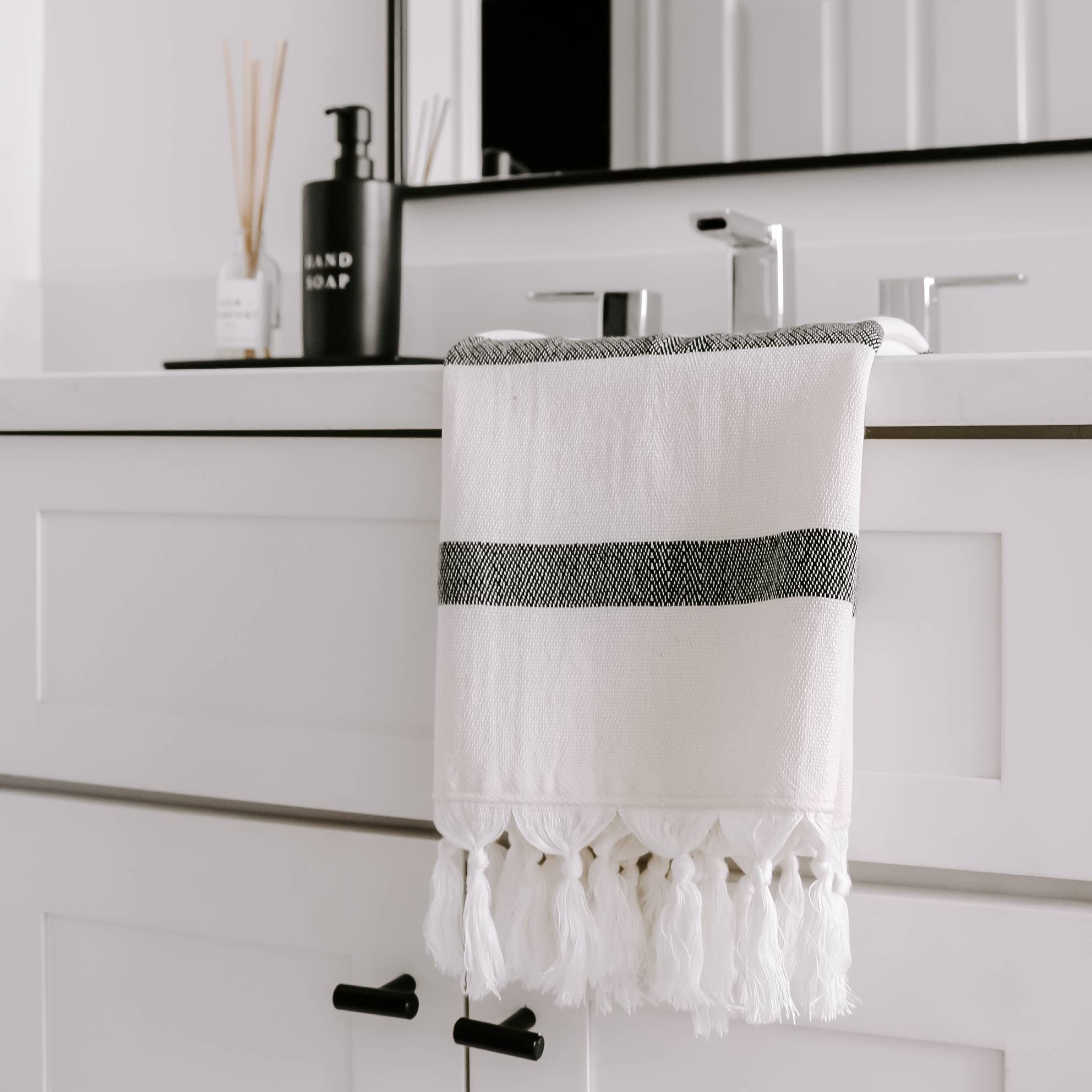 Turkish Cotton Hand Towel | Single Stripe Design