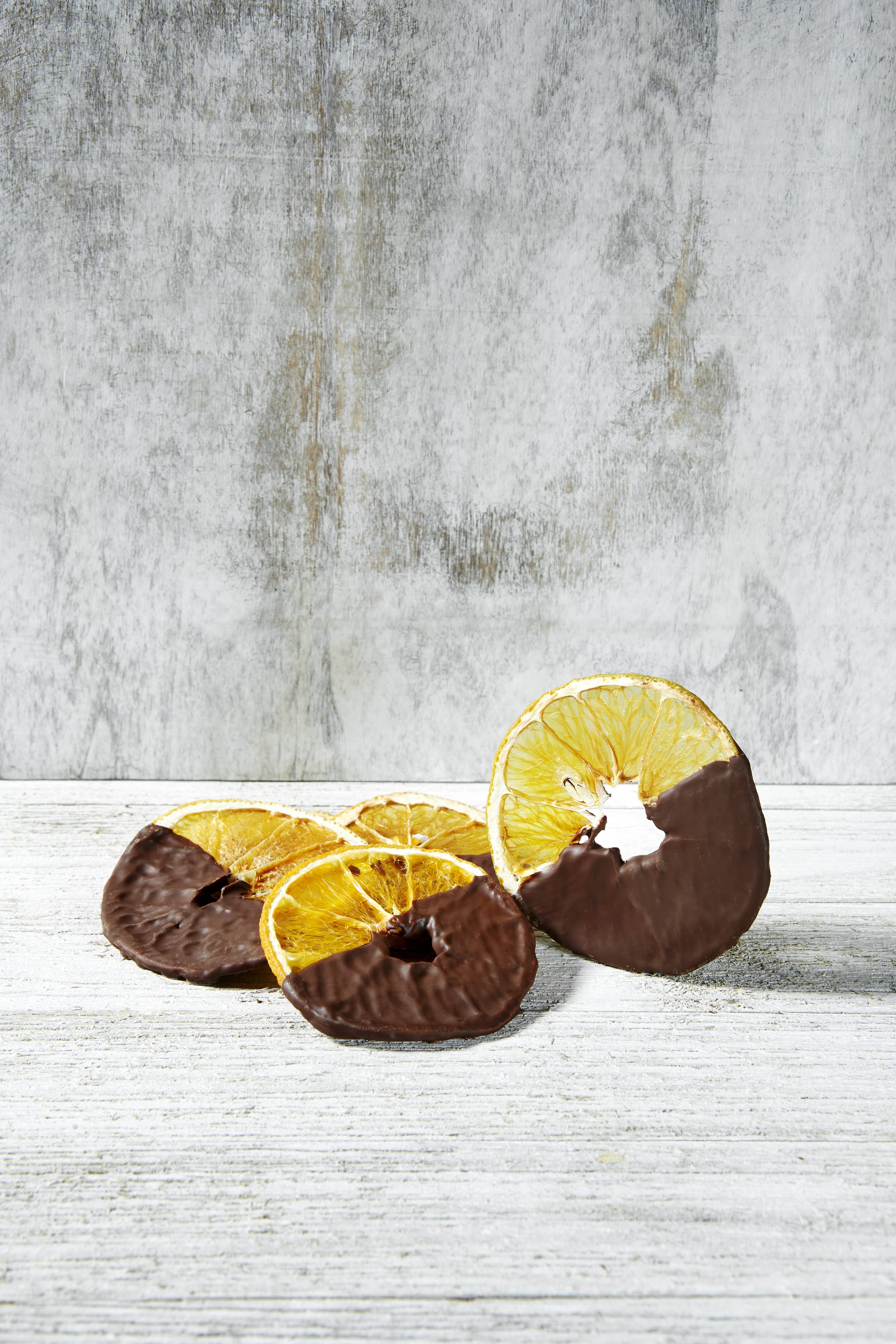 Crispy Dark Chocolate Orange Slices | Snack Pack with Tray