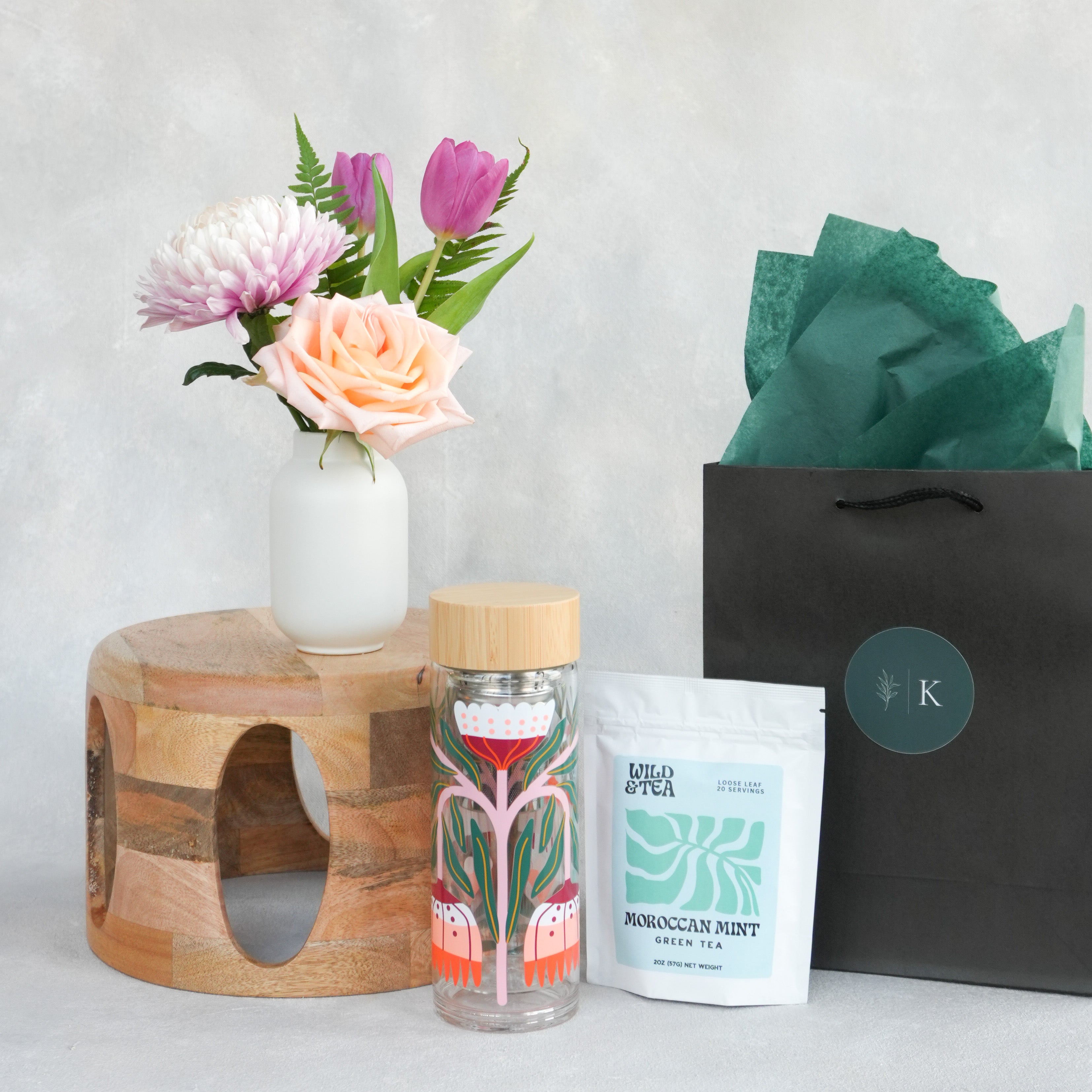 Seasonal Vase Arrangement and Tea Gift Set