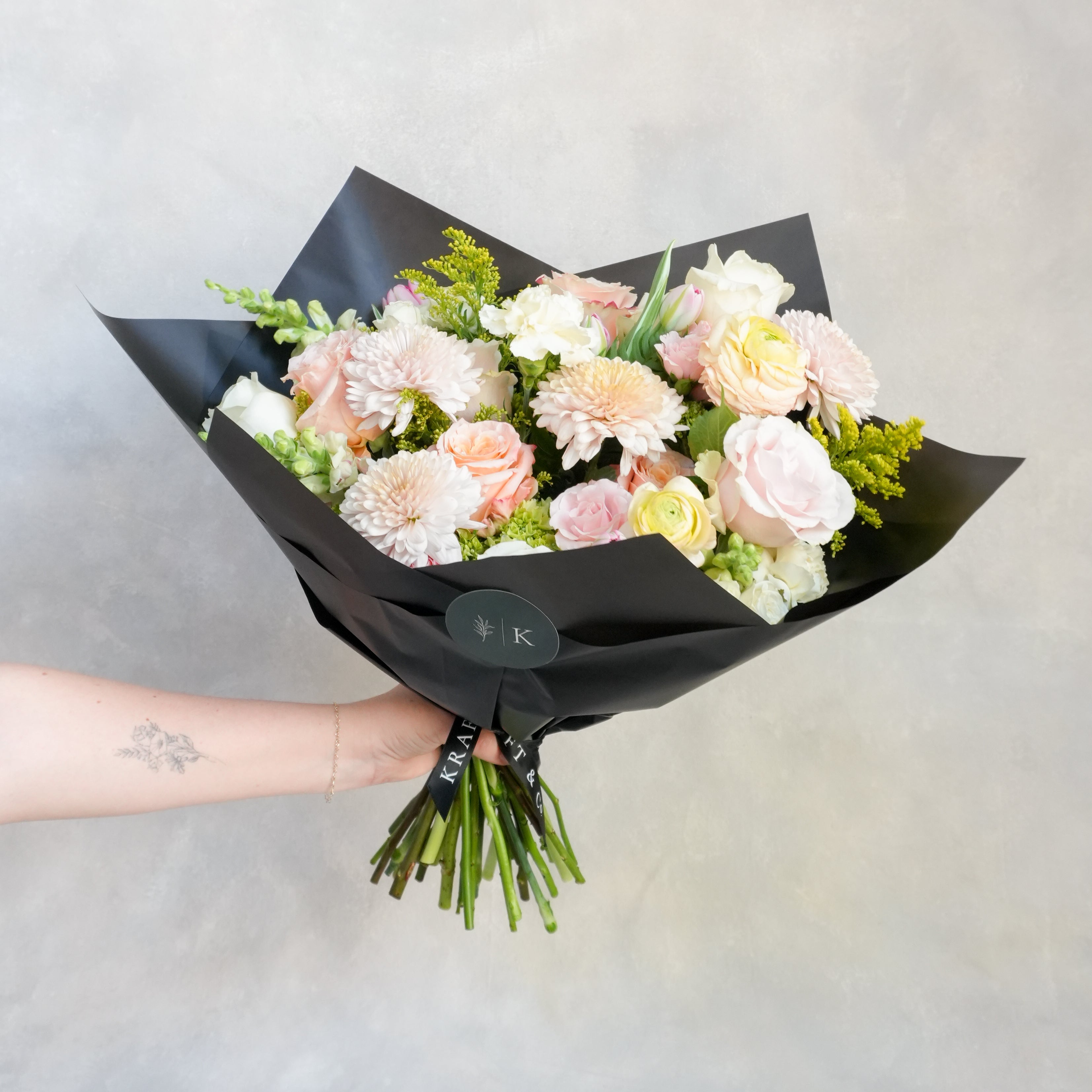 Hand Tied Bouquet | Luxe