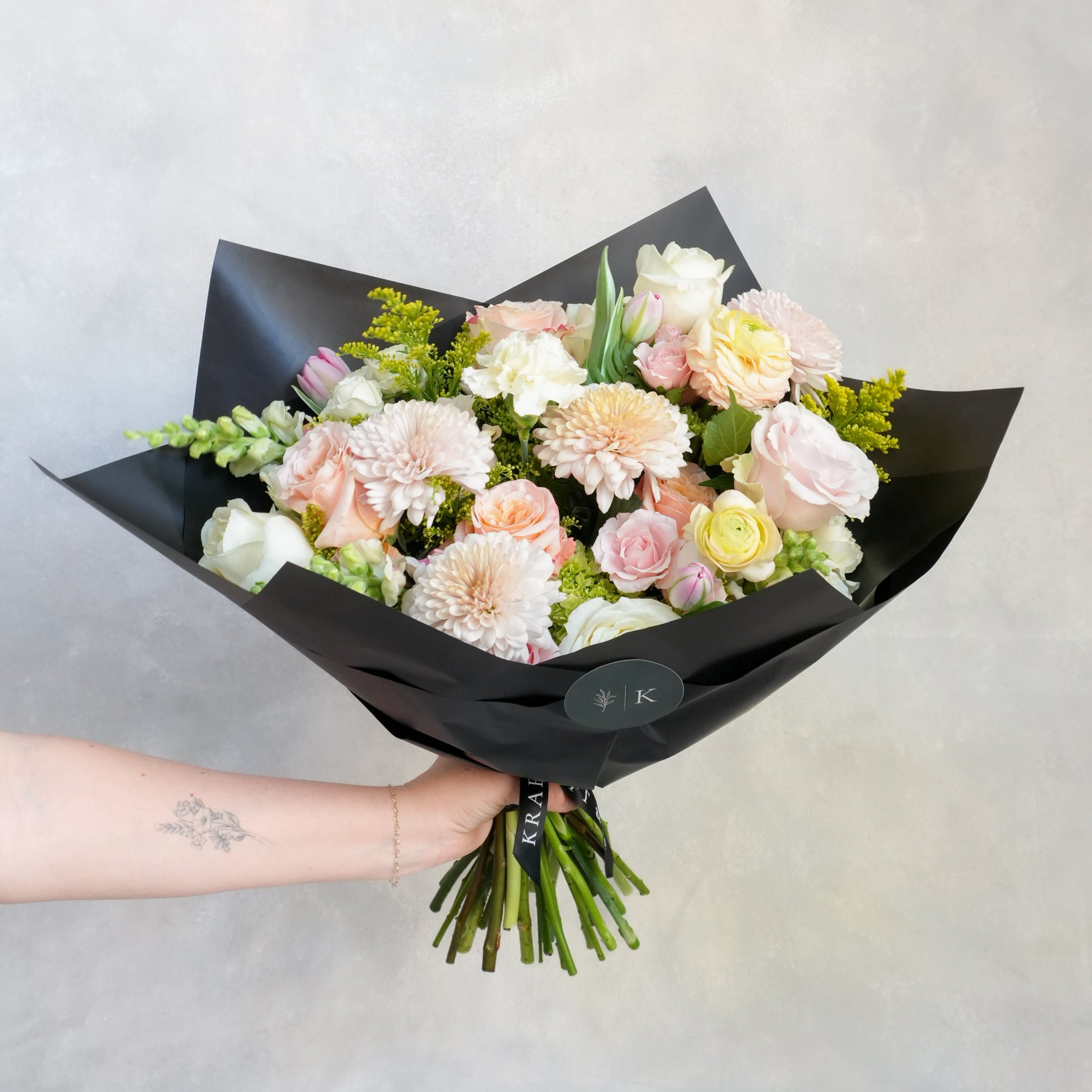 Hand Tied Bouquet | Luxe