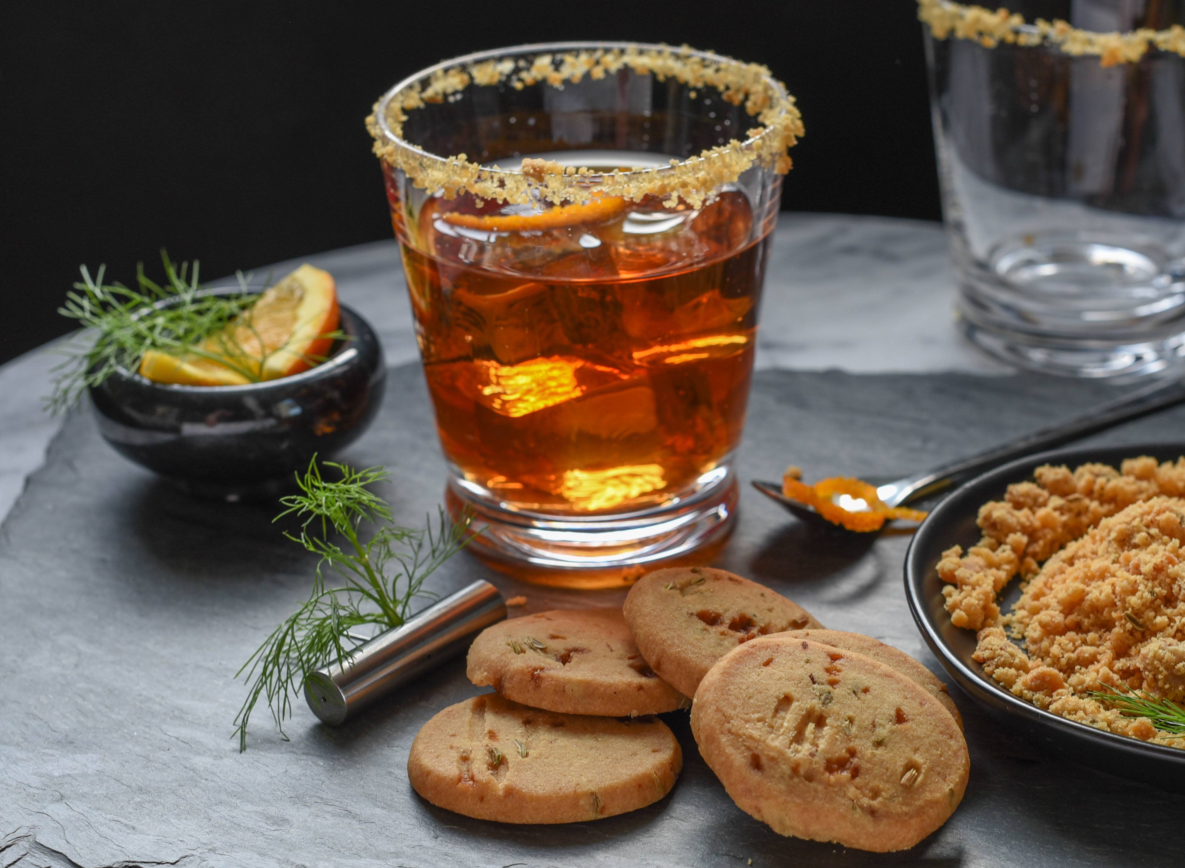 Burnt Sugar Shortbread Cookies - 3 oz