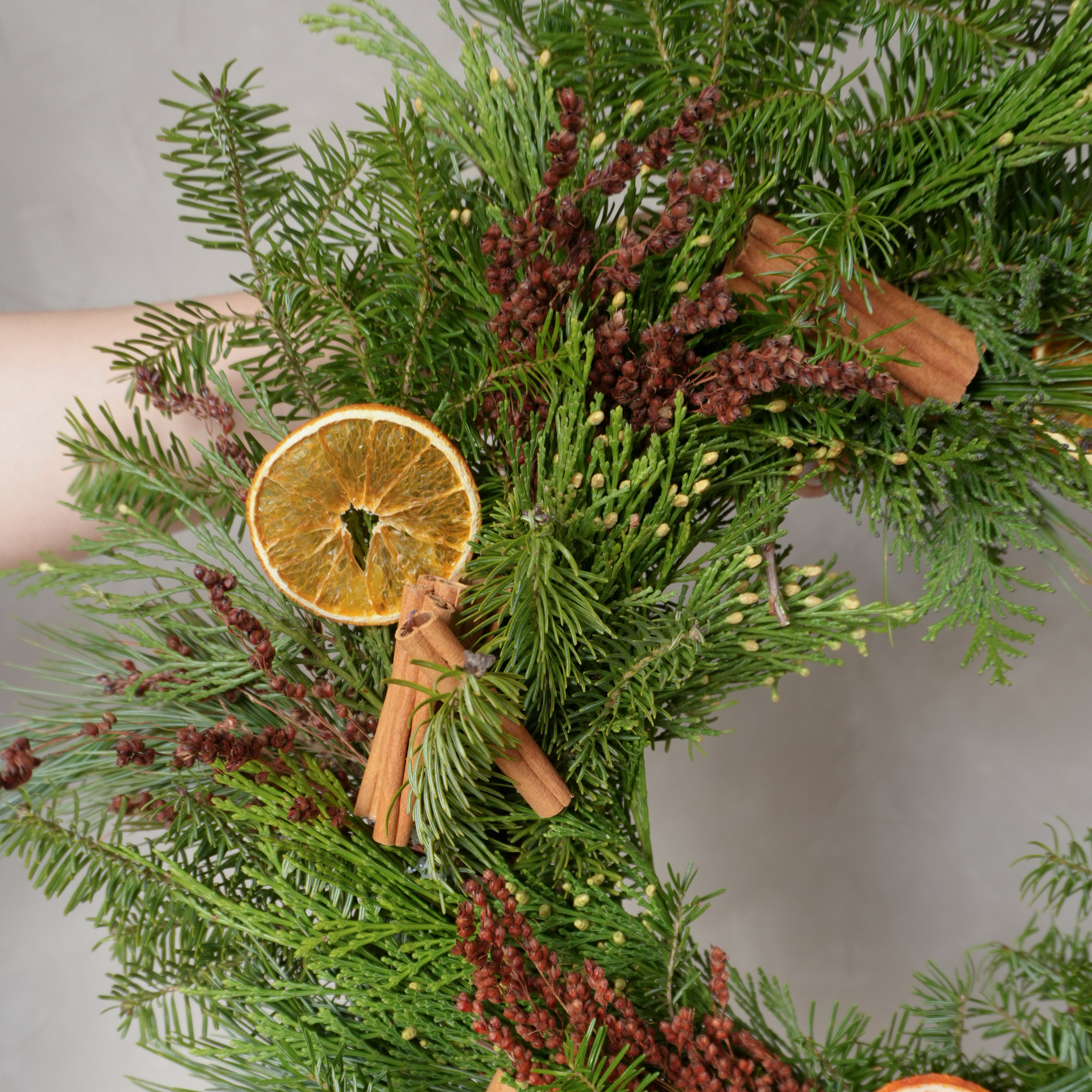 Fresh Wreath | Citrus + Spice Holiday Aroma
