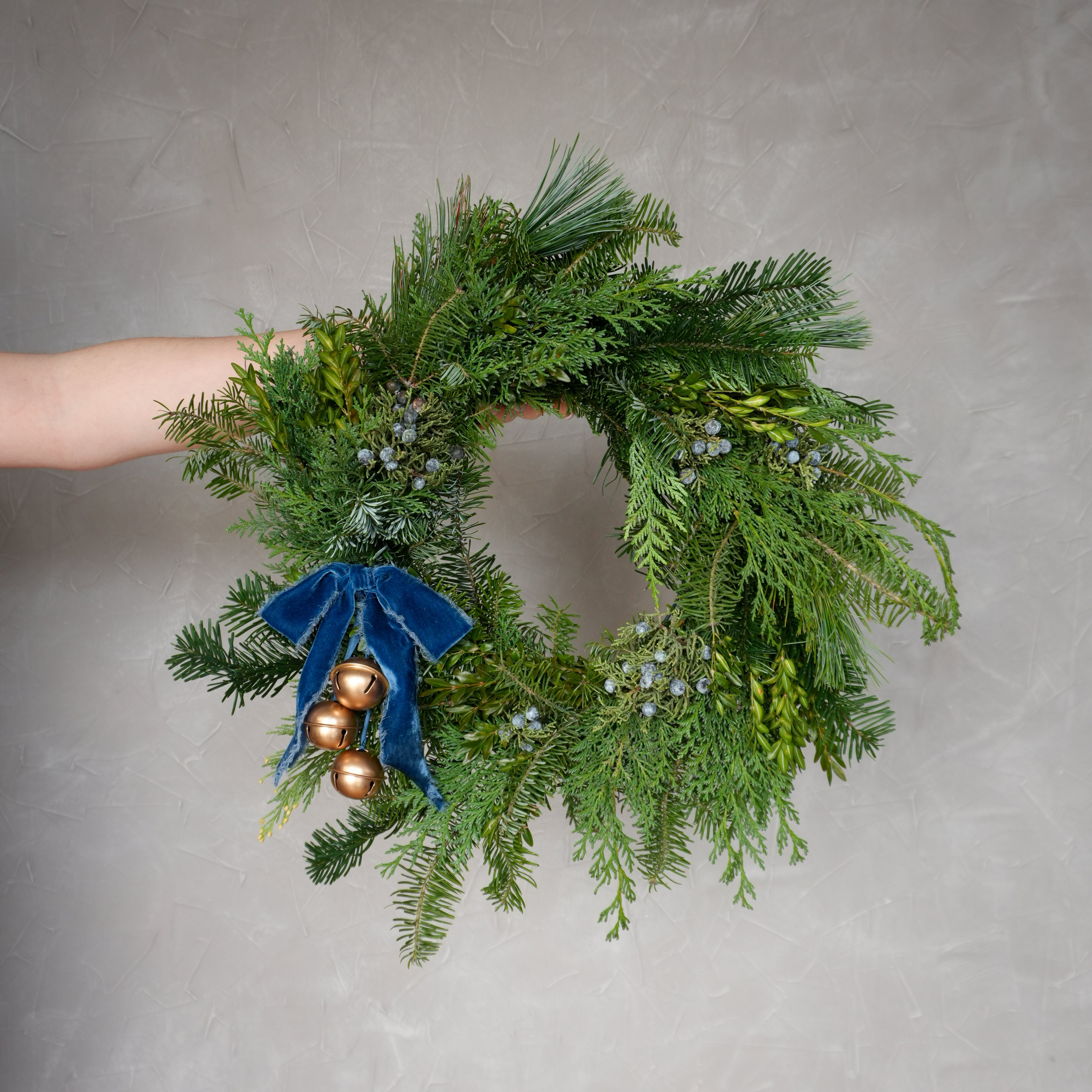 Fresh Wreath | Juniper Berry for a Festive Touch