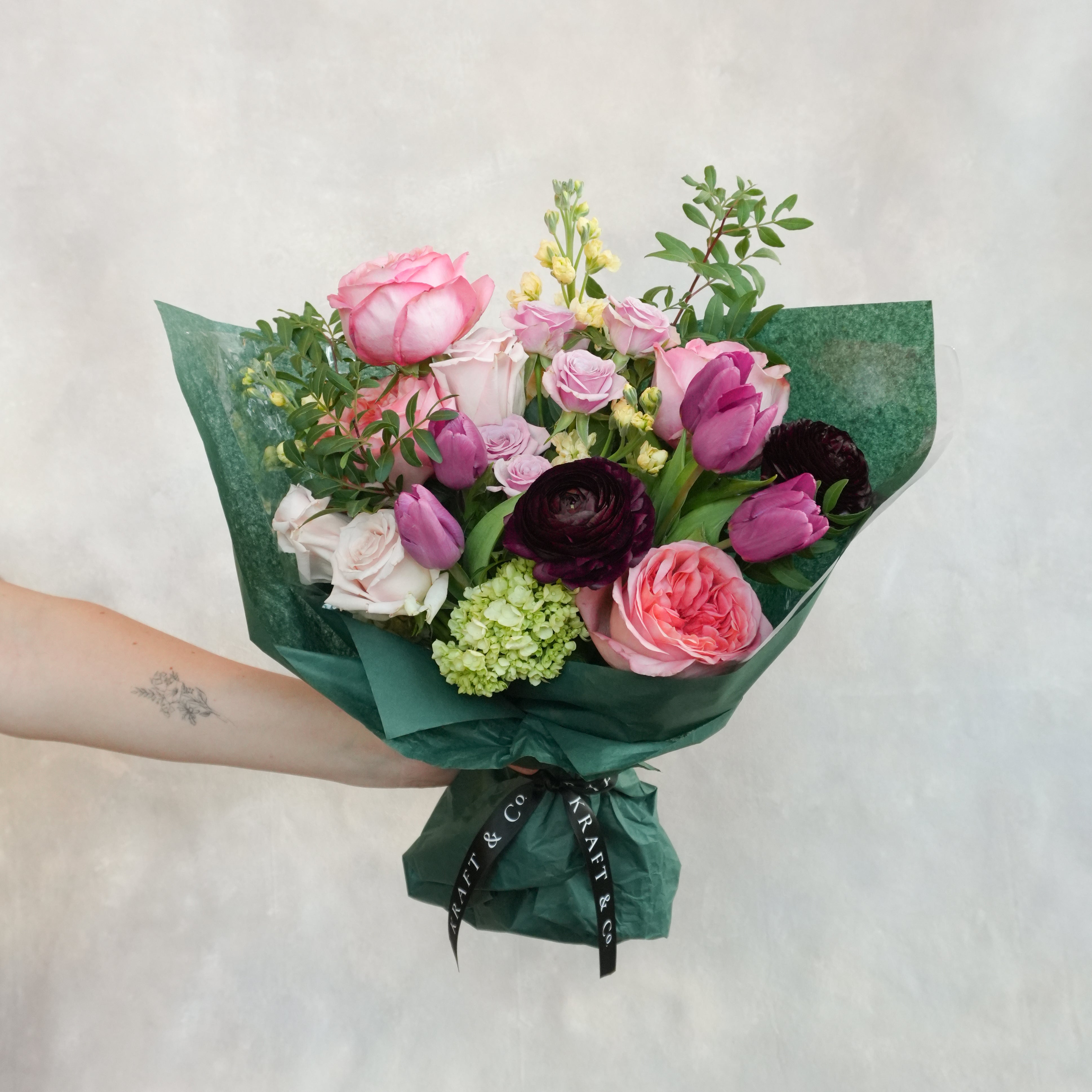 Hand Tied Bouquet | Grand