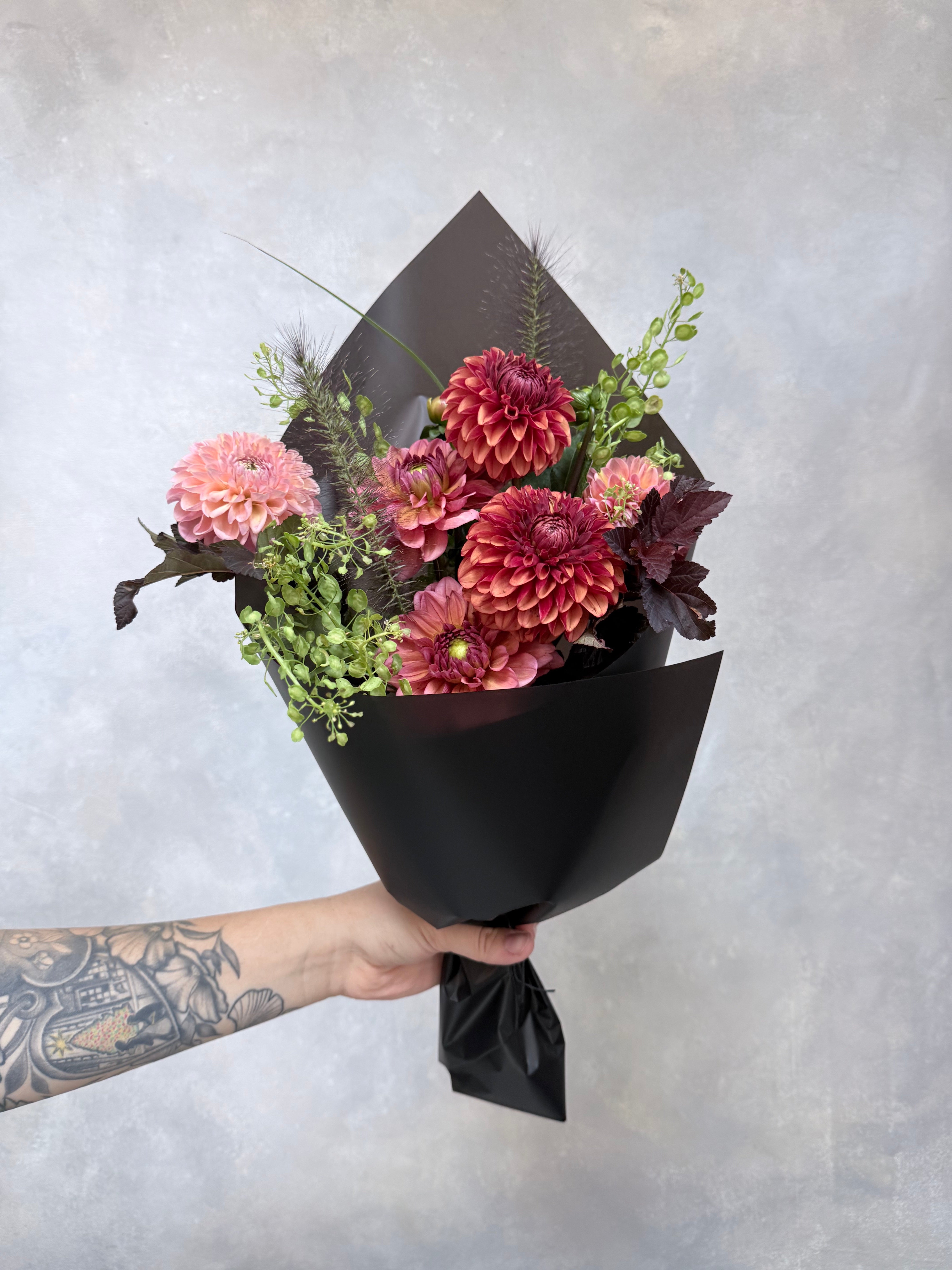 Seasonal Subscription: Local Dahlias