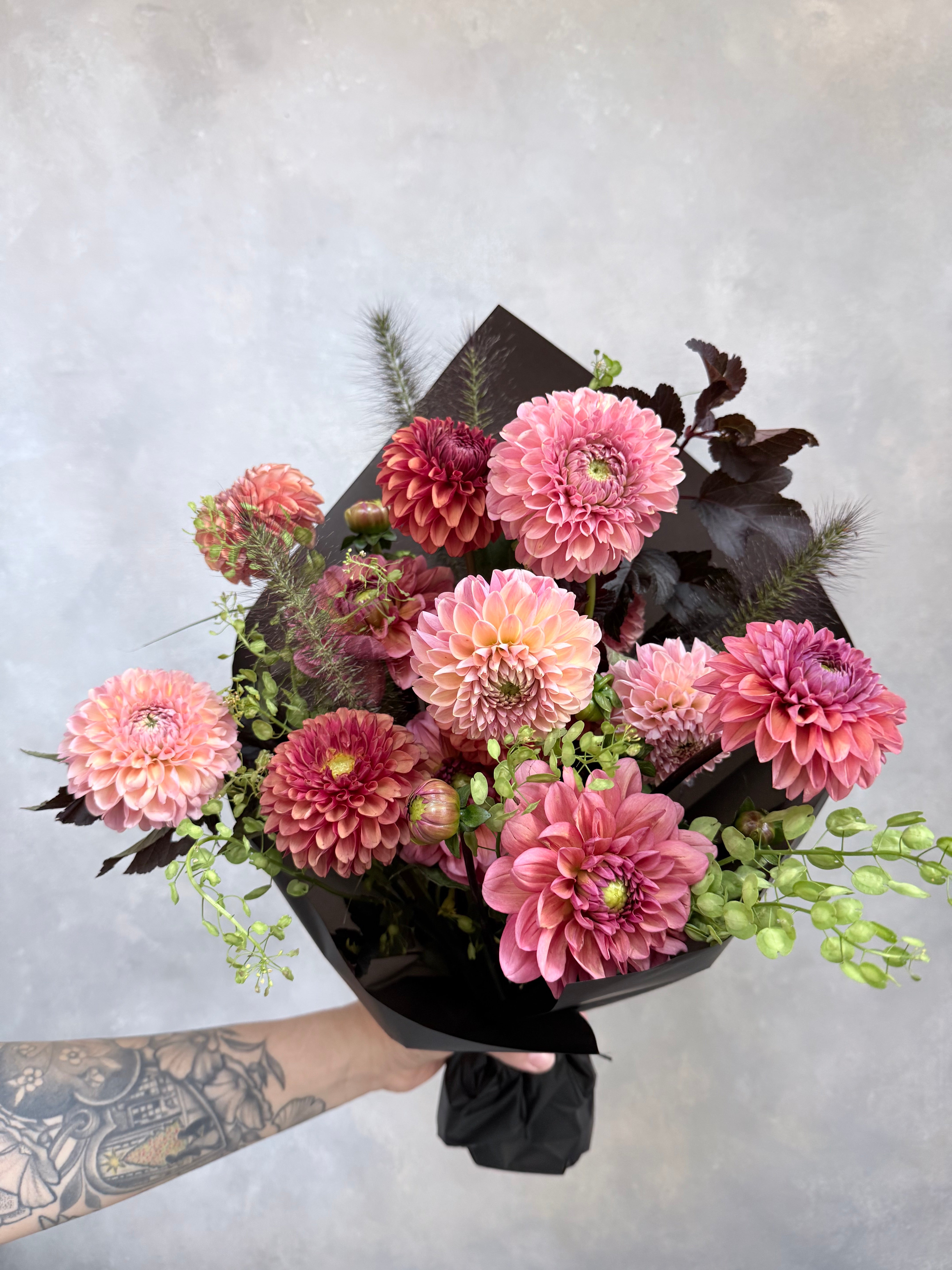 Seasonal Subscription: Local Dahlias
