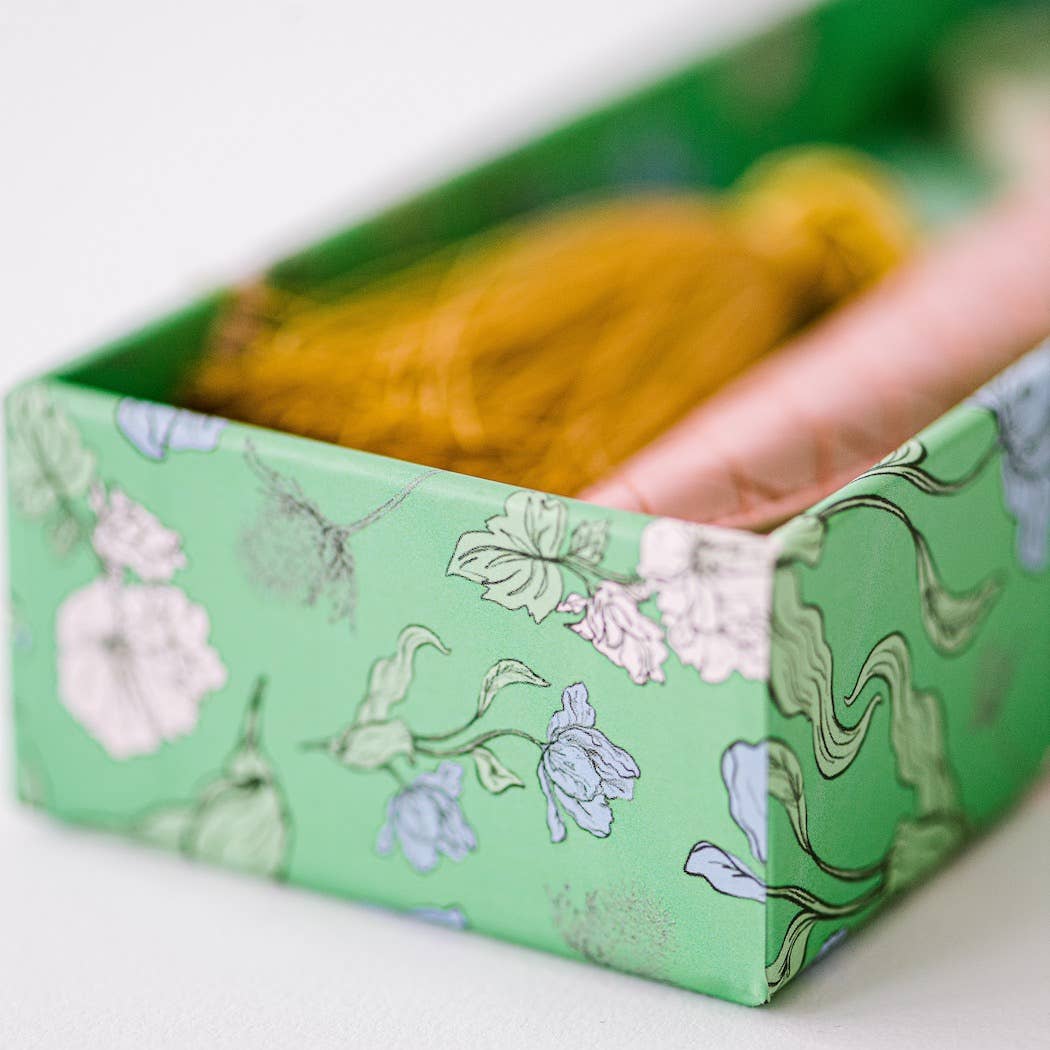 Ivory and Gold Heirloom Scissors with Case - Petunia Pink